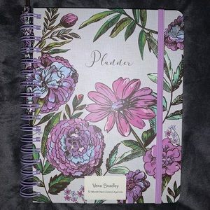 VERA BRADLEY- NEW Non-Dated 12-month PLANNER!